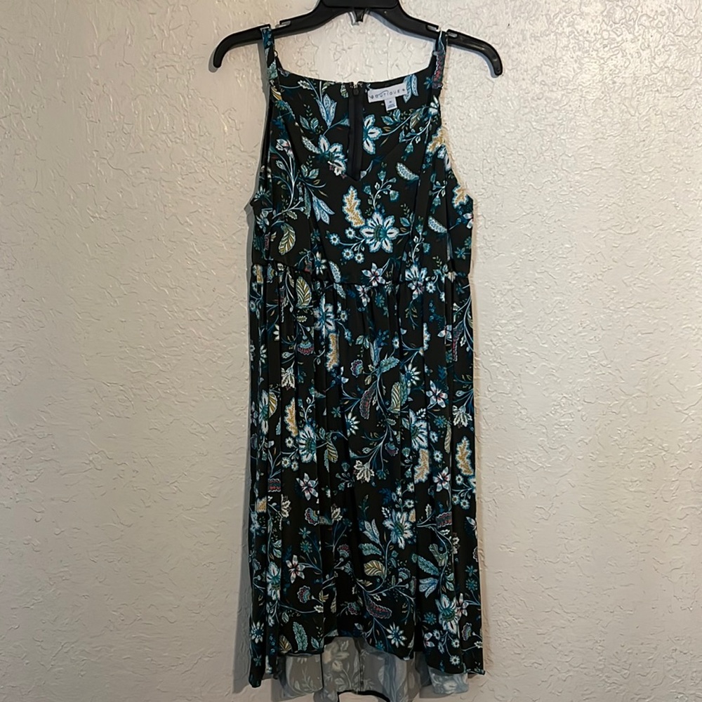 Boutique Gray Sundress with 1/2” Straps